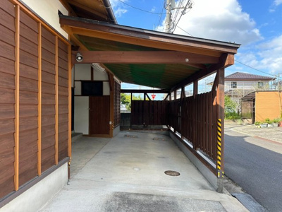 【駐車場】 | 西円通寺 | 屋根付駐車場