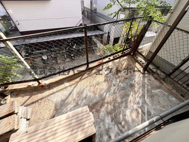 印田町戸建　賃貸のバルコニー|お洗濯にも便利なバルコニー付き