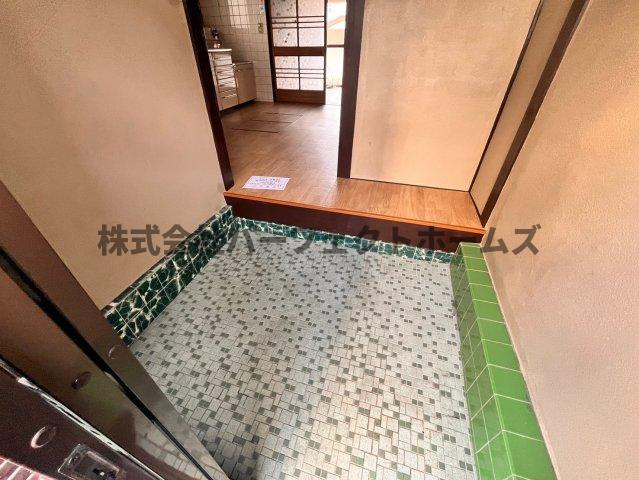 印田町戸建　賃貸の玄関|ゆったりとした玄関です