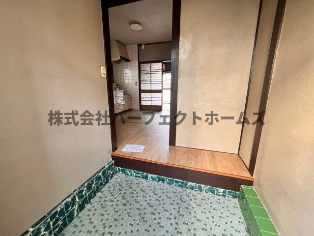 印田町戸建　賃貸の玄関|ゆったりとした玄関です