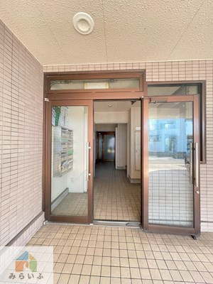 【エントランス】 | 小川ビル