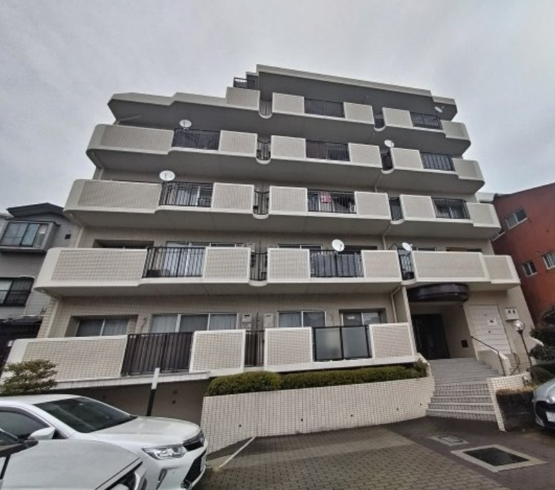 コスモ衣笠の外観