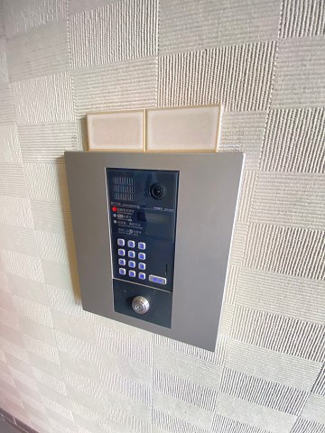 西宮市中前田町の賃貸マンションの外観