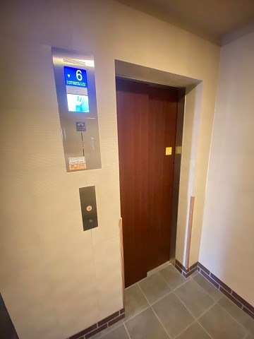 西宮市中前田町の賃貸マンションの外観