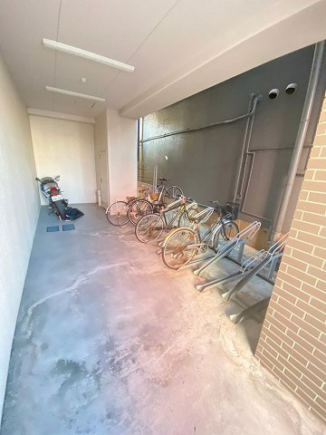 西宮市中前田町の賃貸マンションの外観