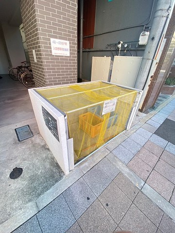 西宮市中前田町の賃貸マンションの外観