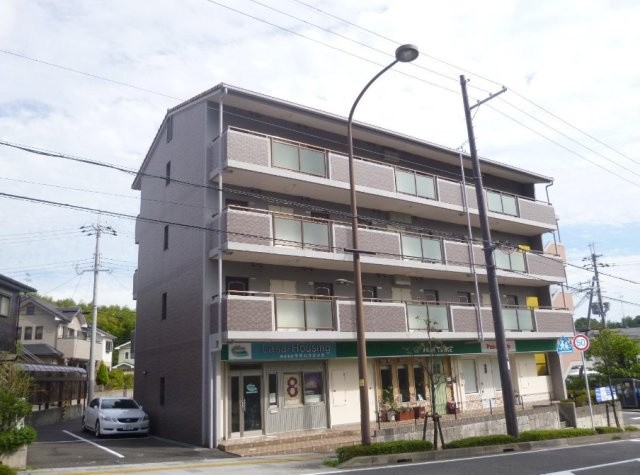 湖南市菩提寺東２丁目の店舗事務所の外観|外観も気になるポイント