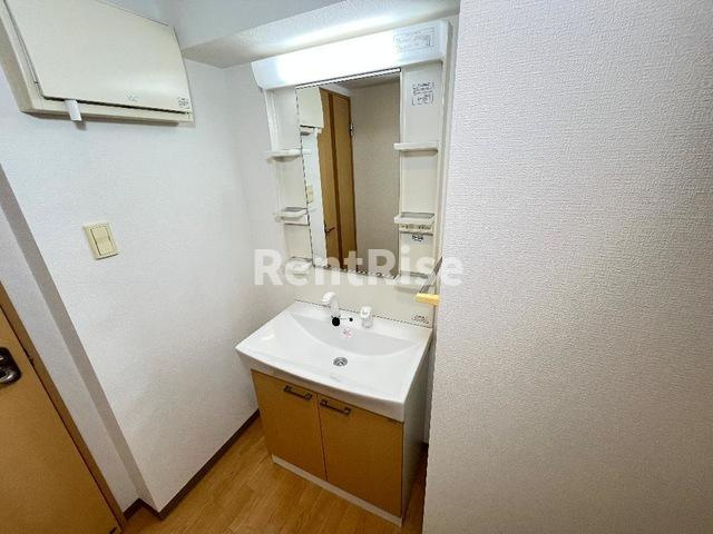 ラ・ウィンクルの洗面所