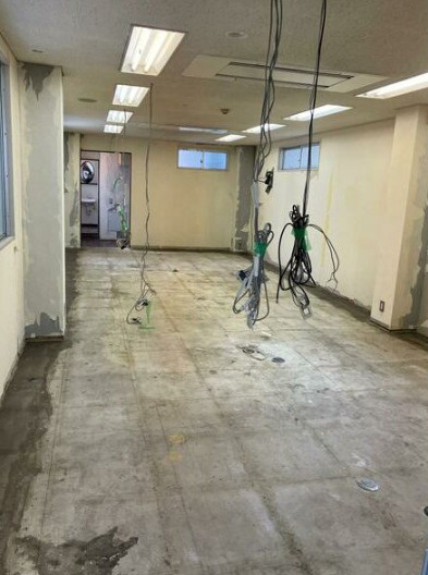 大阪市北区天神橋２丁目の店舗一部