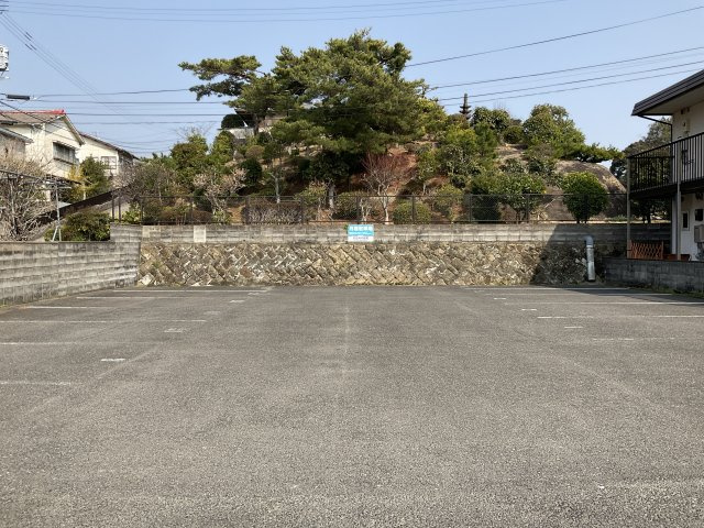 佐世保市藤原町の駐車場の外観