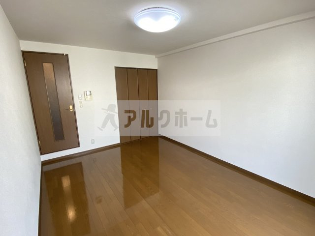 アンプルールフェールREALIF(リアライフ)2の居間・リビング|アンプルールフェール2　居間・リビング　洋室