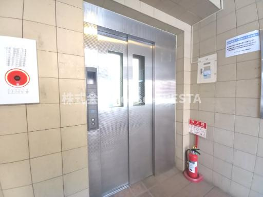 エステムコート神戸西のロビー