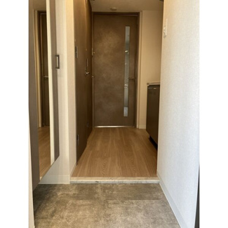 【玄関】 | エスリードレジデンス梅田デュオ | ゆったりとした玄関です