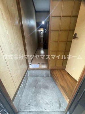 【玄関】 | 浜崎貸家
