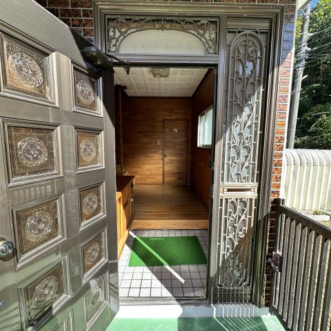 室蘭市中島本町3丁目15-7戸建のエントランス