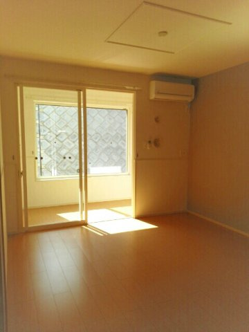 アマン・グローブの居間・リビング|広いリビング★