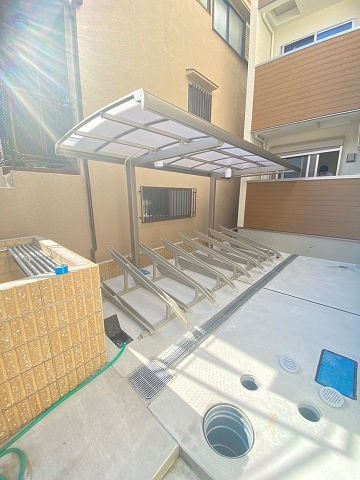 西宮市末広町のアパートの外観