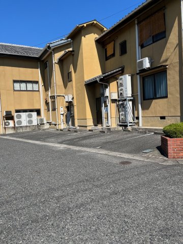 猪木駐車場の外観