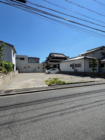 五番町猪木月極駐車場