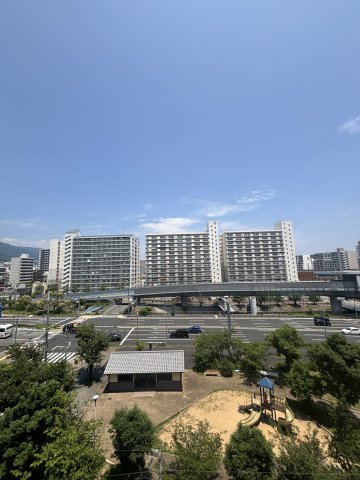 神戸市中央区御幸通２丁目の賃貸マンションの展望