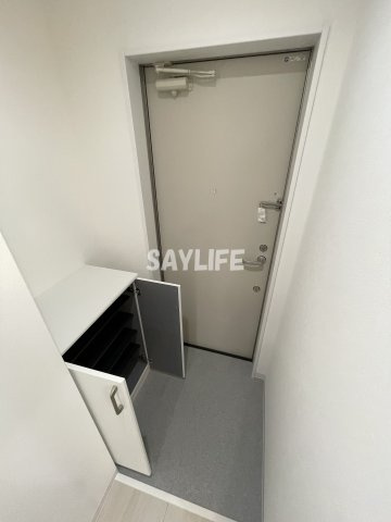 アート北巽の玄関