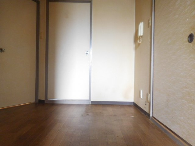 【玄関】 | ハピネス栄町