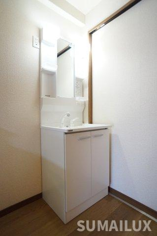 熊本市中央区水前寺１丁目の賃貸マンションの独立洗面台