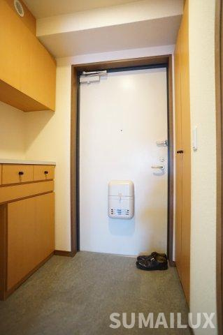 熊本市中央区水前寺１丁目の賃貸マンションの玄関