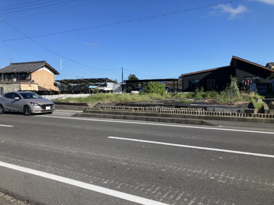 【前面道路含む現地写真】 | 長浜市西上坂町　土地