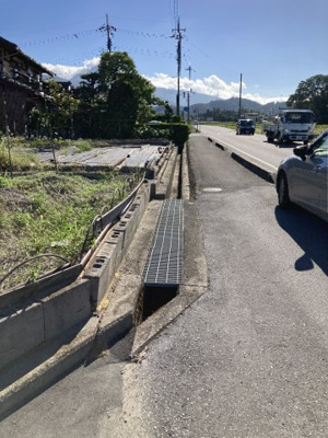 【前面道路含む現地写真】 | 長浜市西上坂町　土地