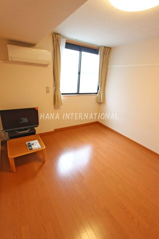 メゾンエスエスの寝室