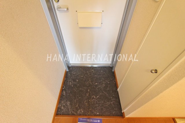 メゾンエスエスの玄関