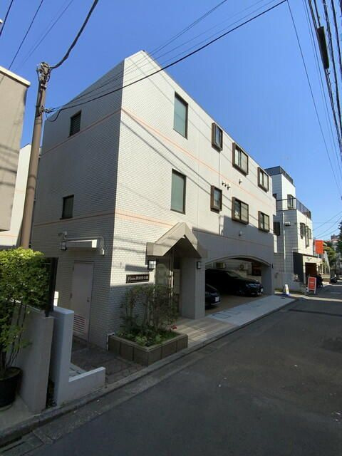 Ｆｉｏｒｅ世田谷公園の外観