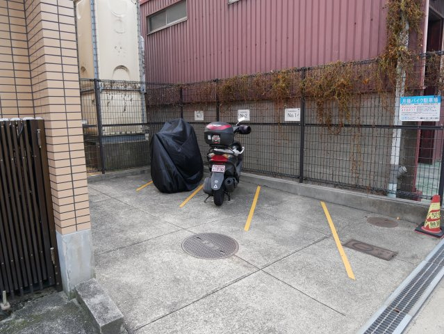 【駐車場】 | レヴェ北田辺