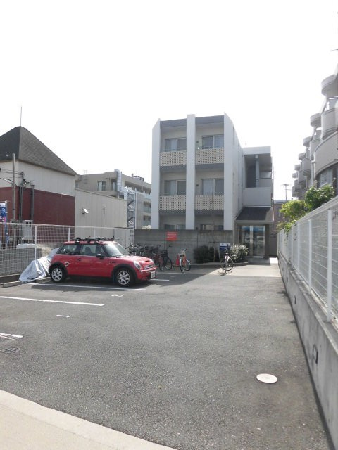 西宮市林田町の賃貸マンションの外観