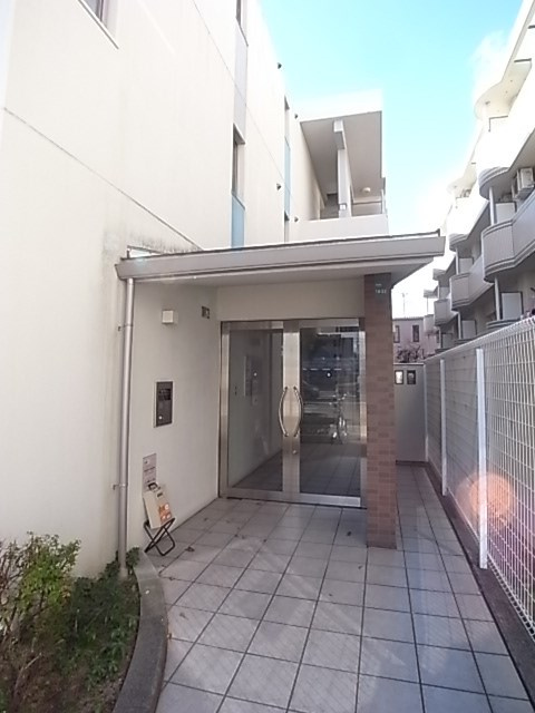 西宮市林田町の賃貸マンションの外観