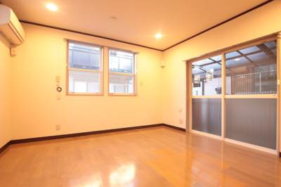 洋室8帖＊
