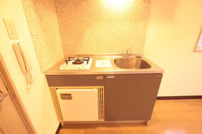 ガスコンロ1口設置済み＊