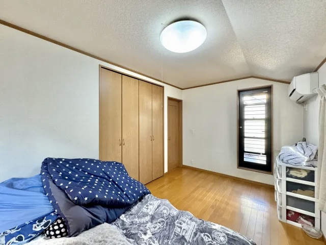 葛飾区水元1丁目中古住宅の寝室|居室