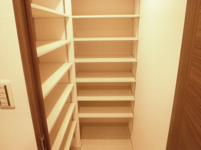 ウィズなんばの収納