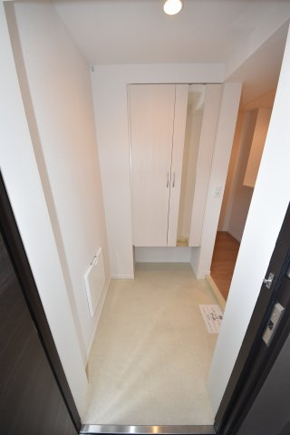 パンセ新町の玄関