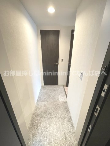 シーズンフラッツアワザの玄関
