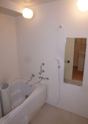 【浴室】 | メゾンアンティム | コンパクトで使いやすいお風呂です