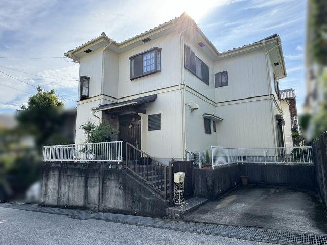 高知市潮見台1丁目　中古戸建ての外観