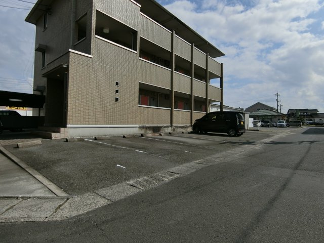 グランビア神田の駐車場