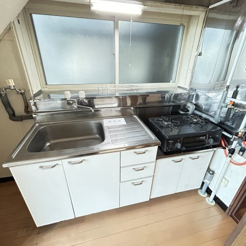 室蘭市母恋南町3丁目46-479戸建のキッチン