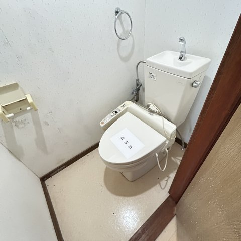 室蘭市母恋南町3丁目46-479戸建のトイレ