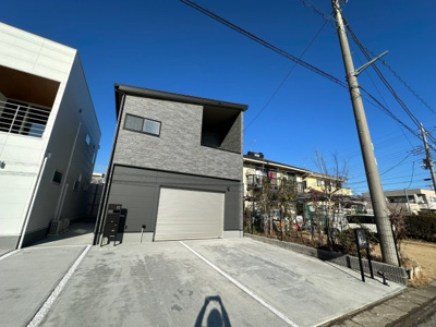 【駐車場】 | ＆ Cars