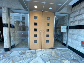 【エントランス】