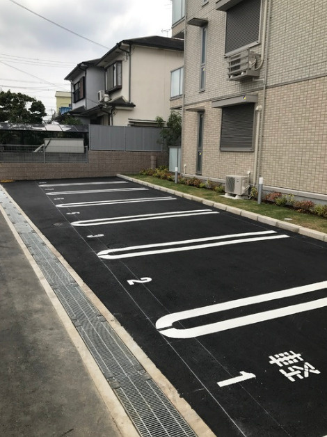 リ：エストⅡの駐車場